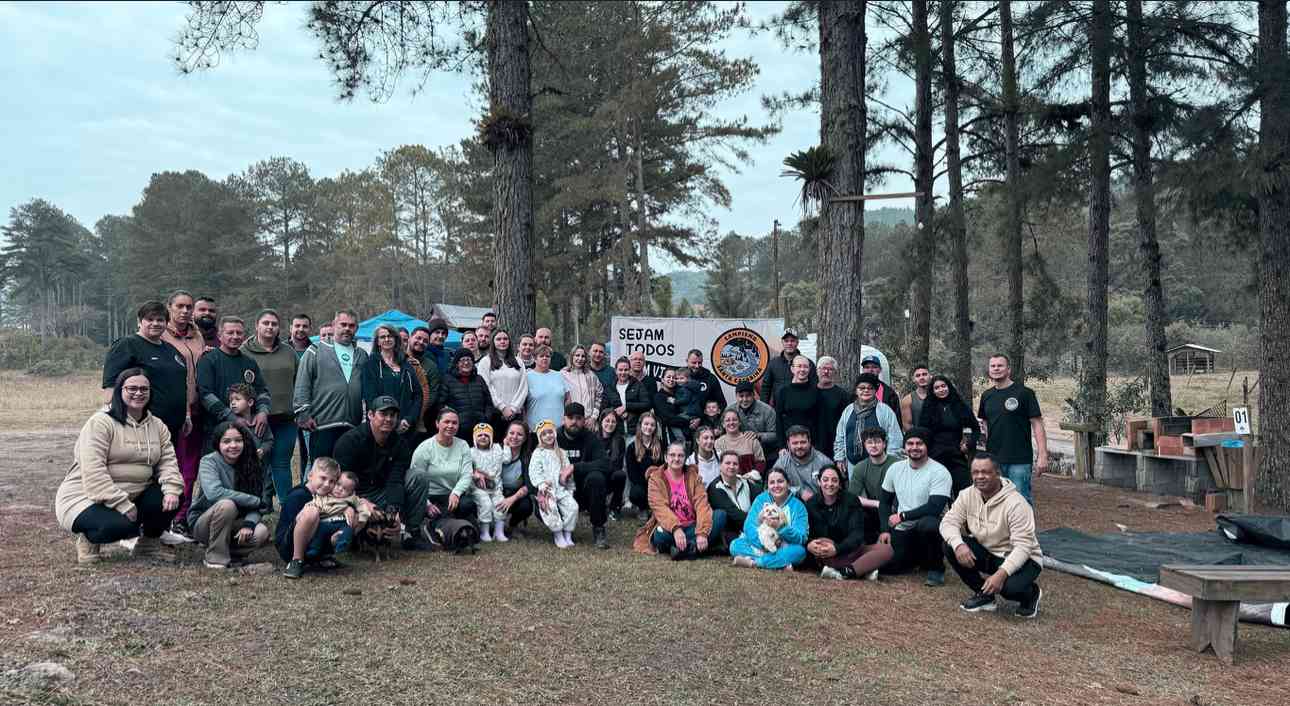 Grupo de pessoas no evento Campismo Santa Catarina - Sejam todos bem vindos